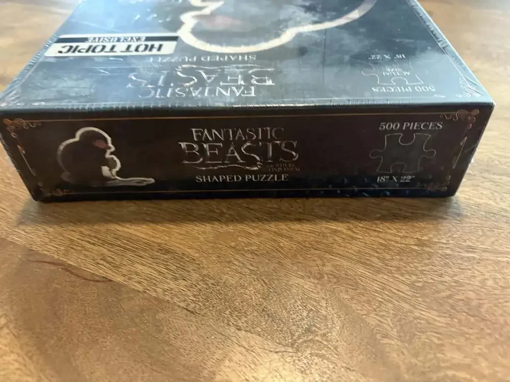 USAopoly Fantastic Beasts Niffler 500 Piece Shaped Jigsaw Puzzle Black Hot Topic
